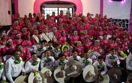 Caporales Los Amigos, nueve años de tradición con fervor y alegría que trascienden generaciones